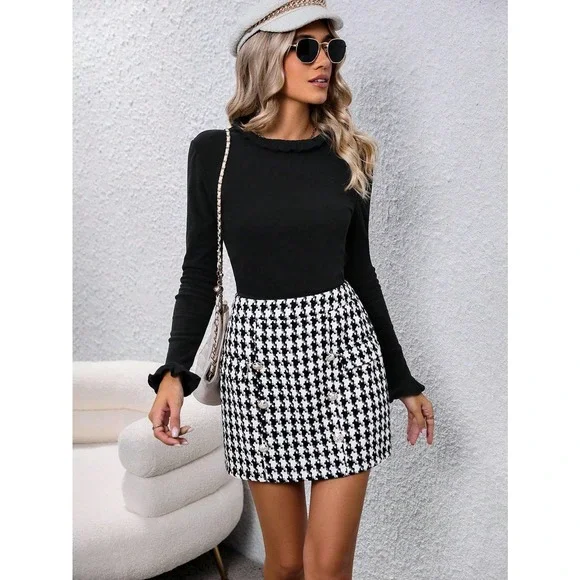 2piece set:  long Sleeve Tee & Houndstooth Print Skirt - Picture 6 of 6
